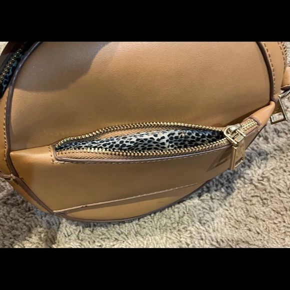 Sole society crossbody circle bag - Picture 4 of 4